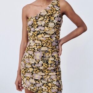 NWT Zara Floral Ruched One Shoulder Dress Size Small